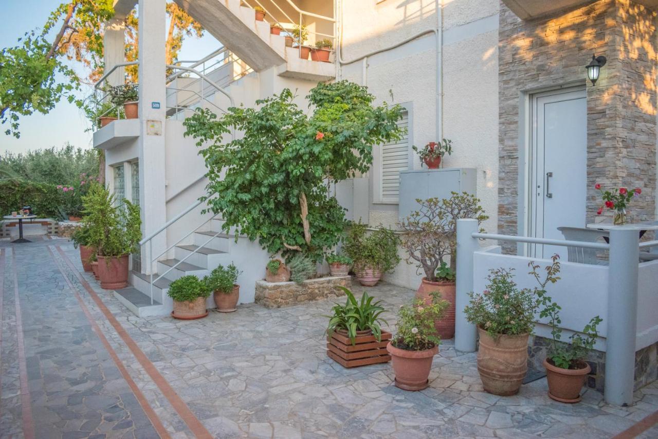 Stefanie Studios Agia Marina  Bagian luar foto