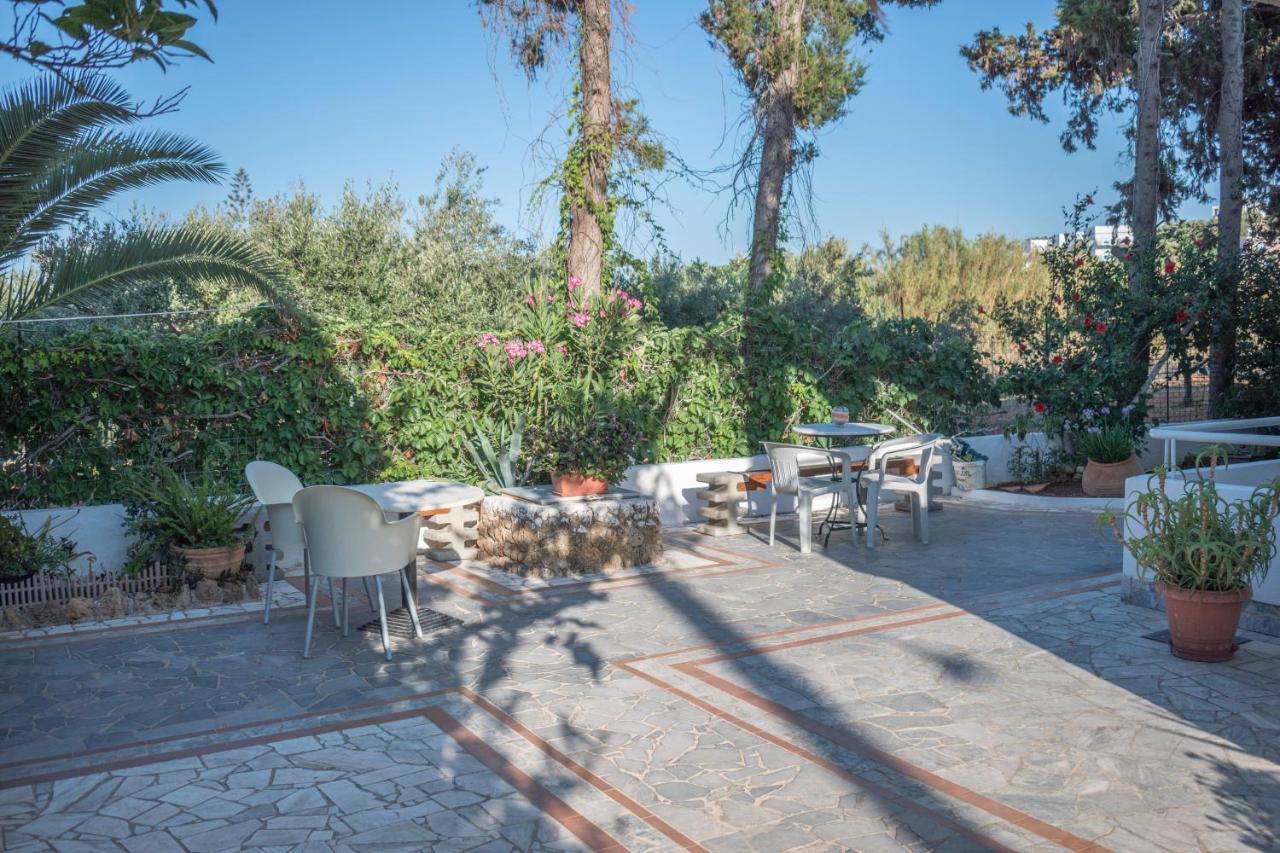 Stefanie Studios Agia Marina  Bagian luar foto