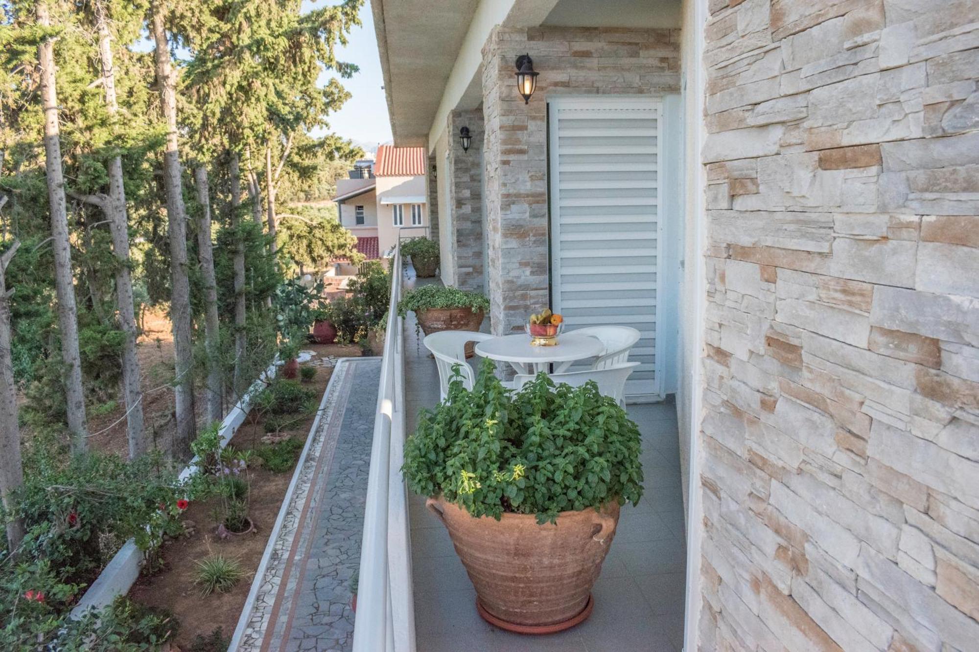 Stefanie Studios Agia Marina  Bagian luar foto